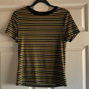 No Boundaries Women’s Large striped T shirt